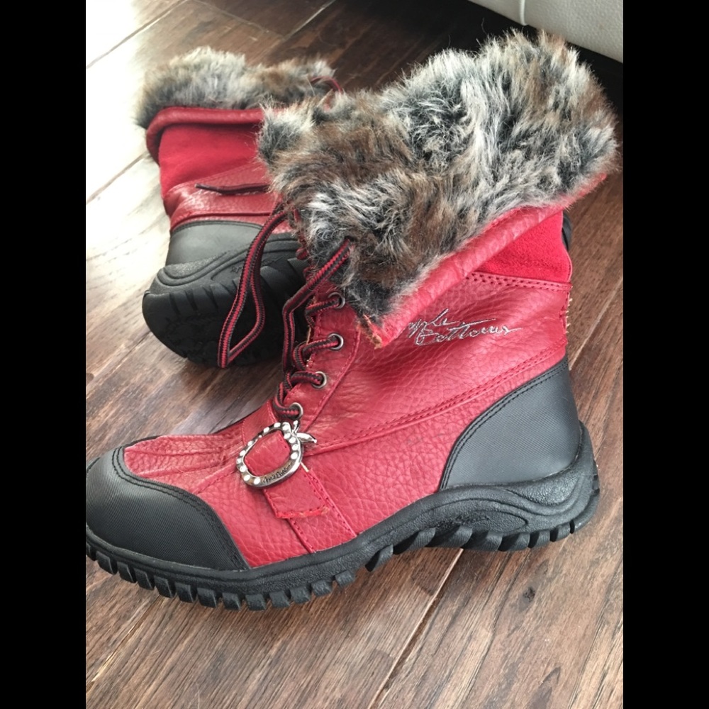 New Apple Bottom snow boots